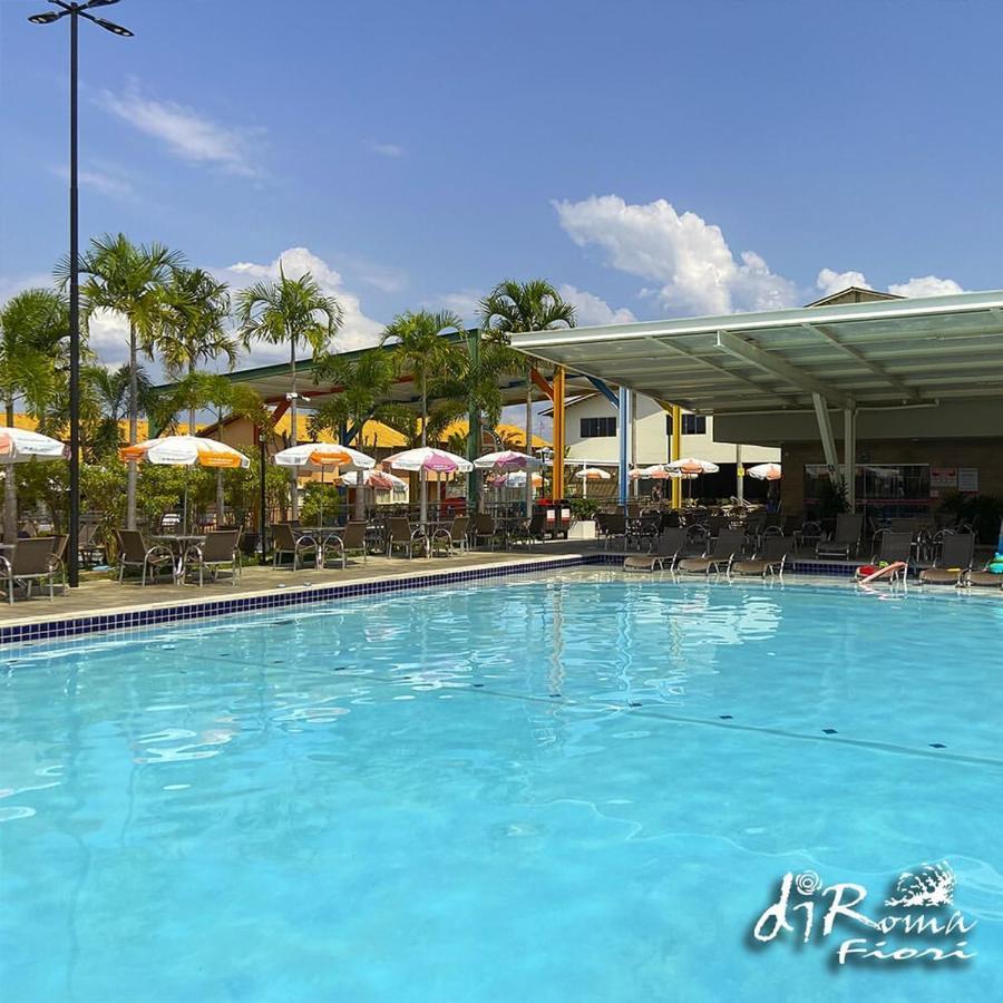 Hotel Diroma Fiori Com Um Dia De Acesso No Acqua Park Diroma Caldas Novas Luaran gambar