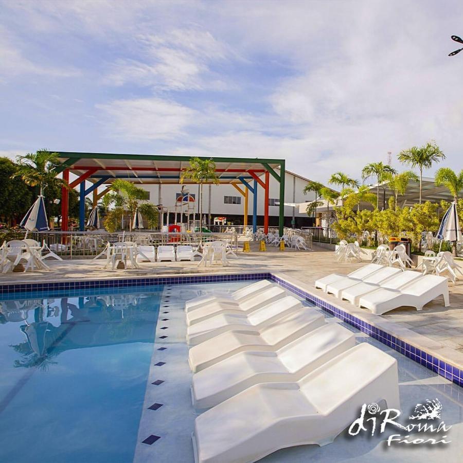 Hotel Diroma Fiori Com Um Dia De Acesso No Acqua Park Diroma Caldas Novas Luaran gambar